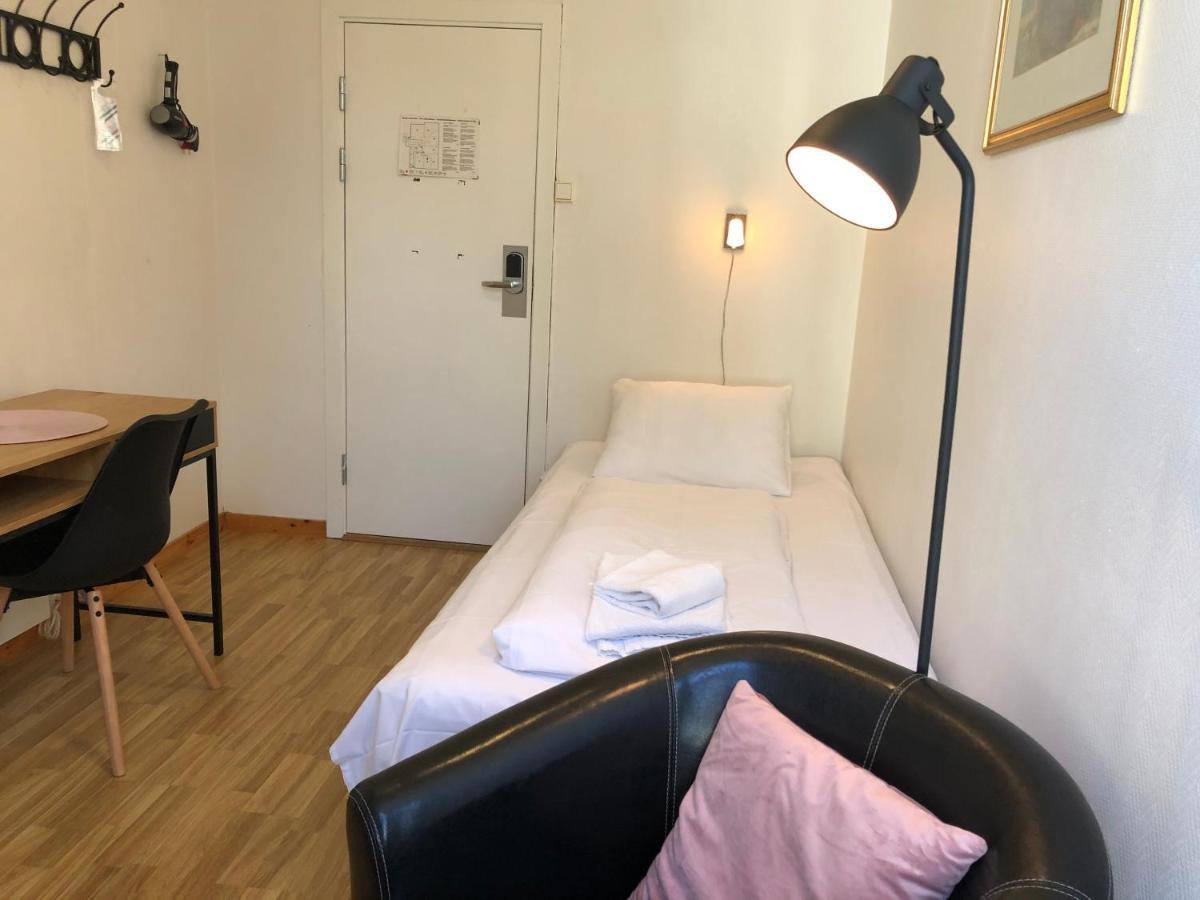 Camera Singola con Bagno in Comune